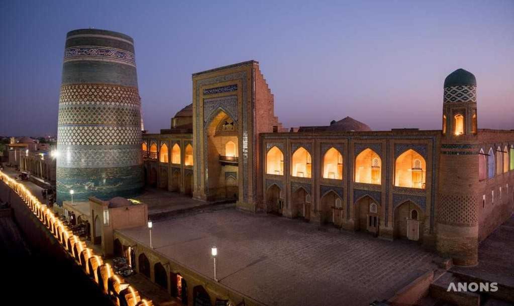 Hotel Gavhar House à Khiva Extérieur photo